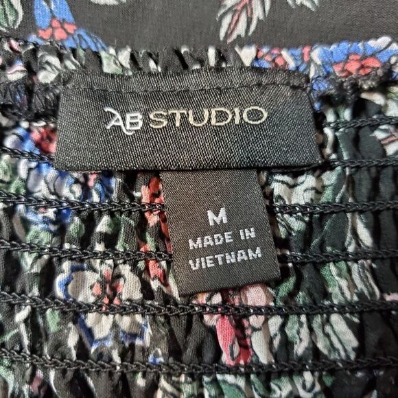 AB Studio Off the Shoulder Floral Chevron Top (M) - Picture 5 of 5
